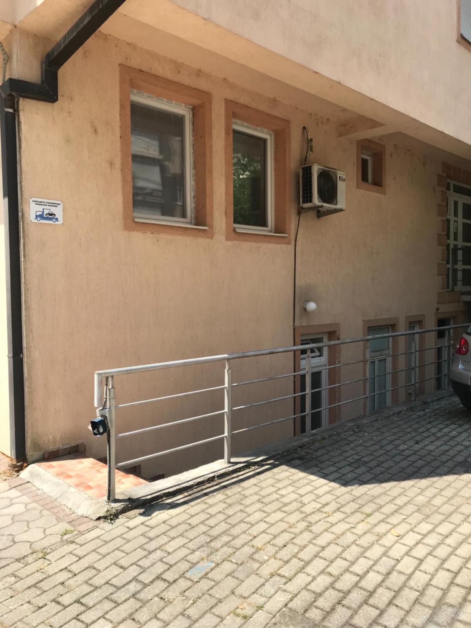 Sani Suteren Apartment Skopje Ngoại thất bức ảnh